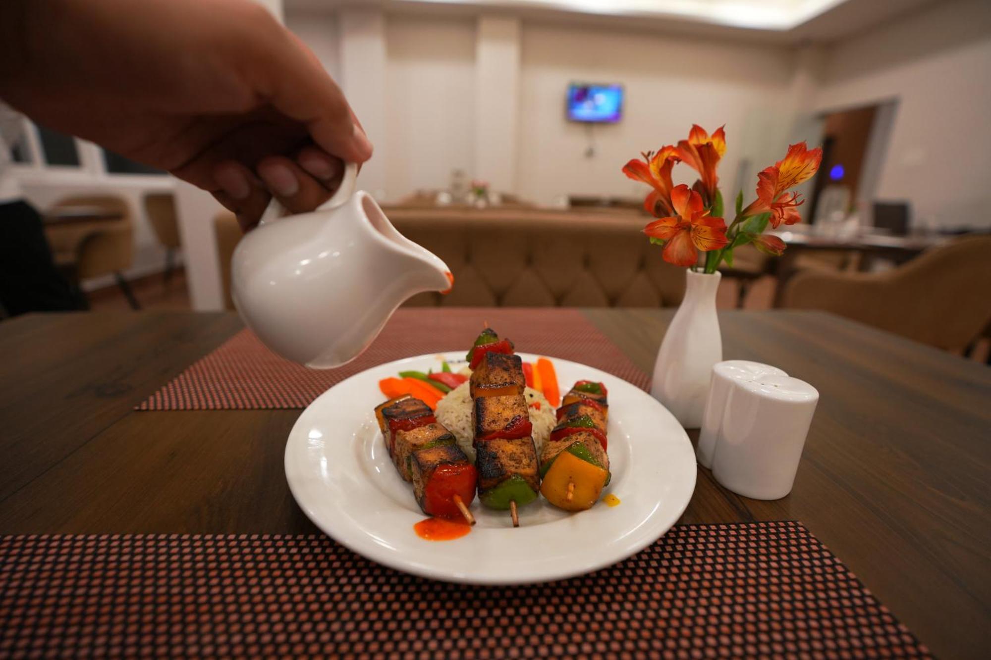 Cilantro Comfort Гангток Экстерьер фото
